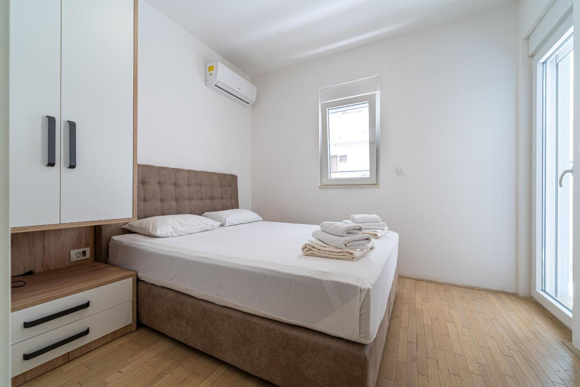 Marea Apartments 부드바 객실 사진